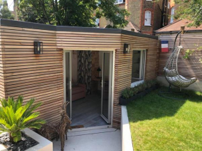 Independent garden study